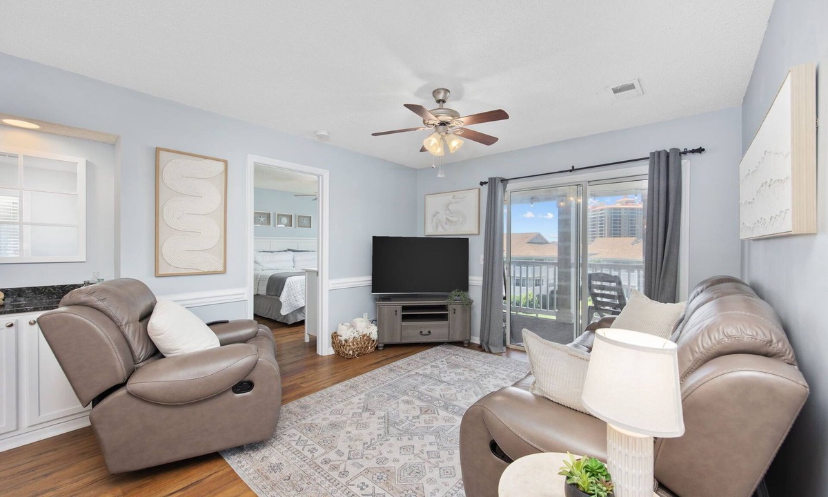 Cherry Grove Beach Condo | Family beach escape Walk to sand Sleeps 6