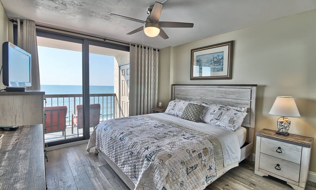 Windy Hill Condo | Family Friendly Top Floor Oceanfront Sleeps 6 Balcony Pools