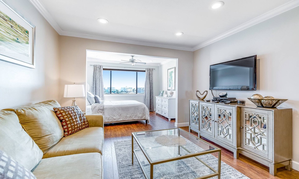 Navarre Beach Apartment | Family-Friendly Bayfront Studio w/Free WiFi, Bay Views, Central AC, Full Kitchen