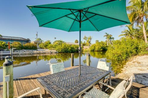 Englewood South House | Family-Friendly Englewood Rental w/Canal Views!