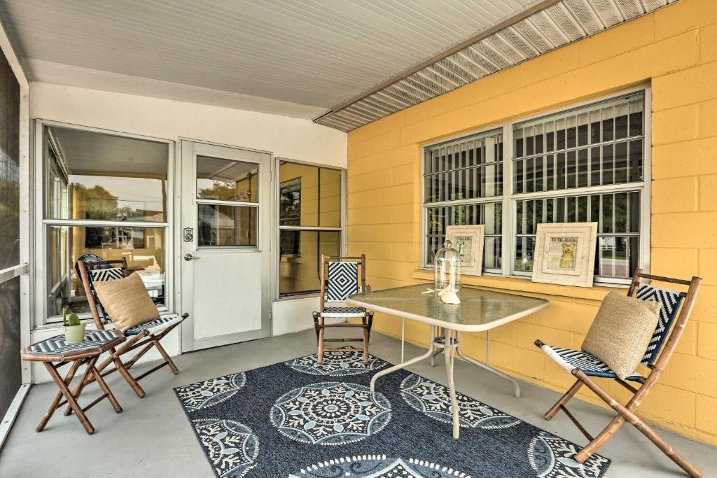 Punta Gorda House | Fantastic Home with Fire Pit about 1 Mi to River!