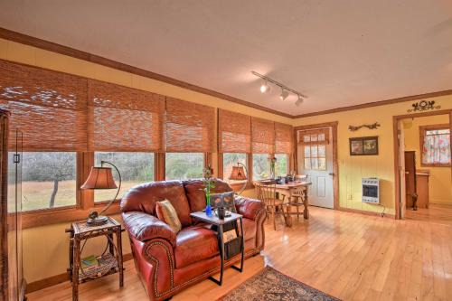 Murphy House | Forest Fantasy: Pet-Friendly Smoky Mtn Escape!