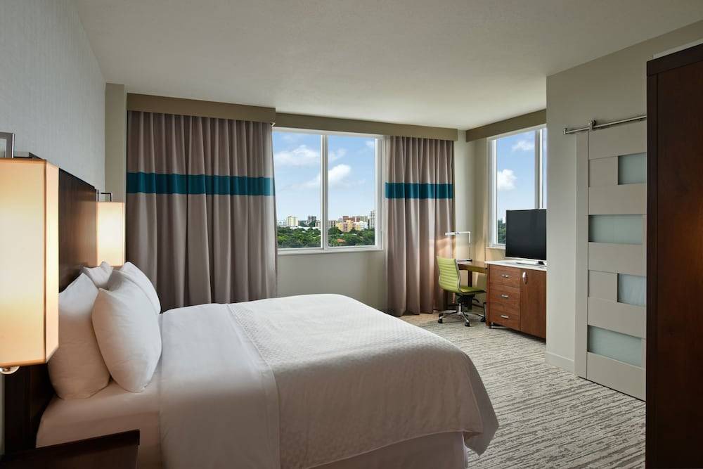 Coral Way Hotel | Four Points by Sheraton Coral Gables