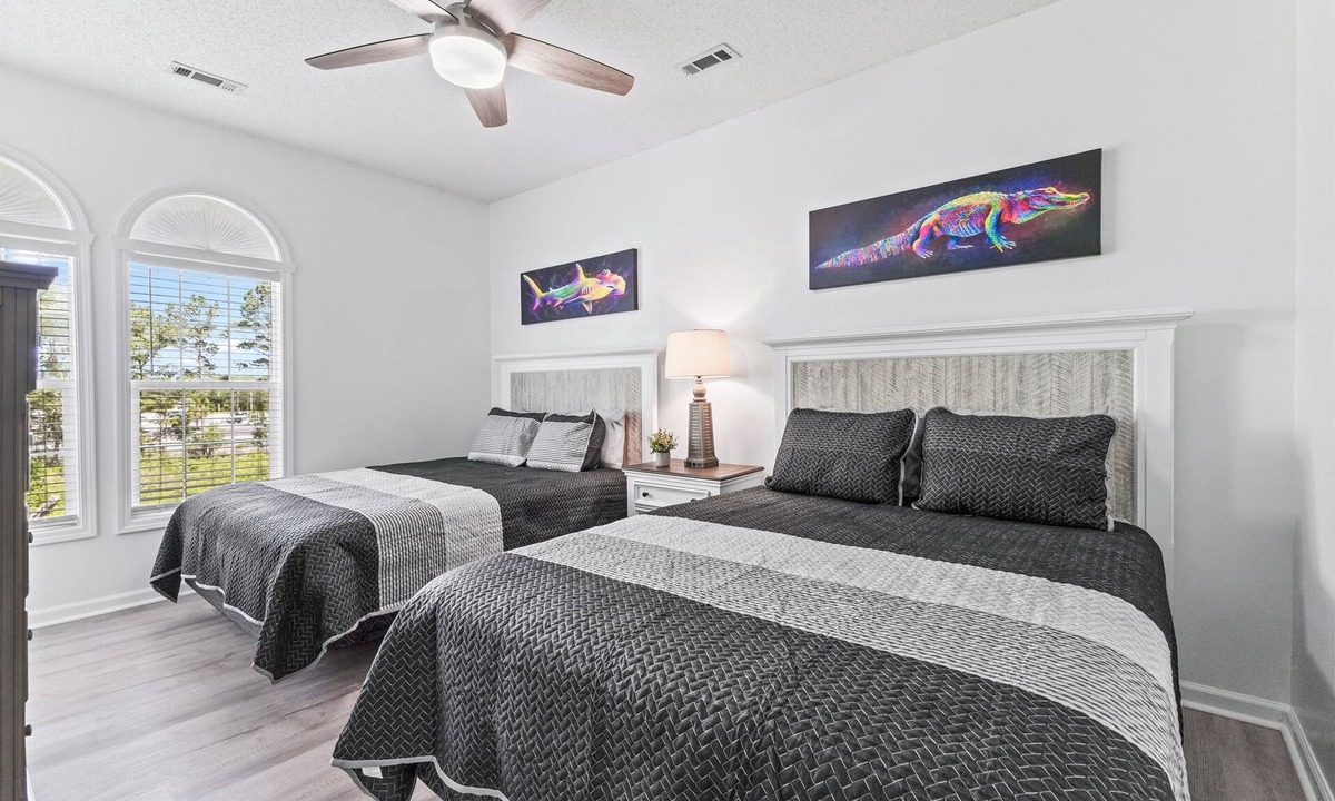 Vaught Condo | Free Golf Cart | Sleeps 8 | Beach Access | Pool