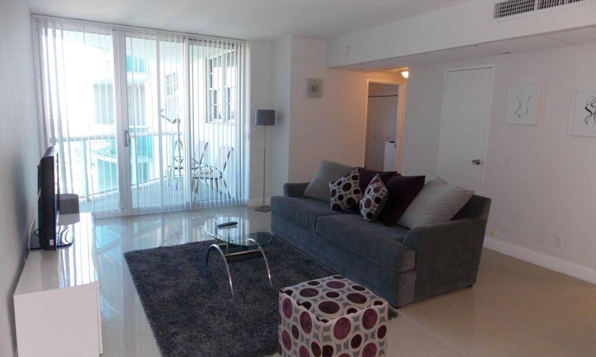 Hollywood South Central Beach Condo | Fully Furnished Condo, Direct Access to Beach, at The Tides Complex