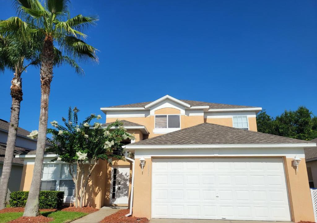 Lake Berkley House | Fully Renovated, Quiet, Spacious Disney Themed Pool Home with Office