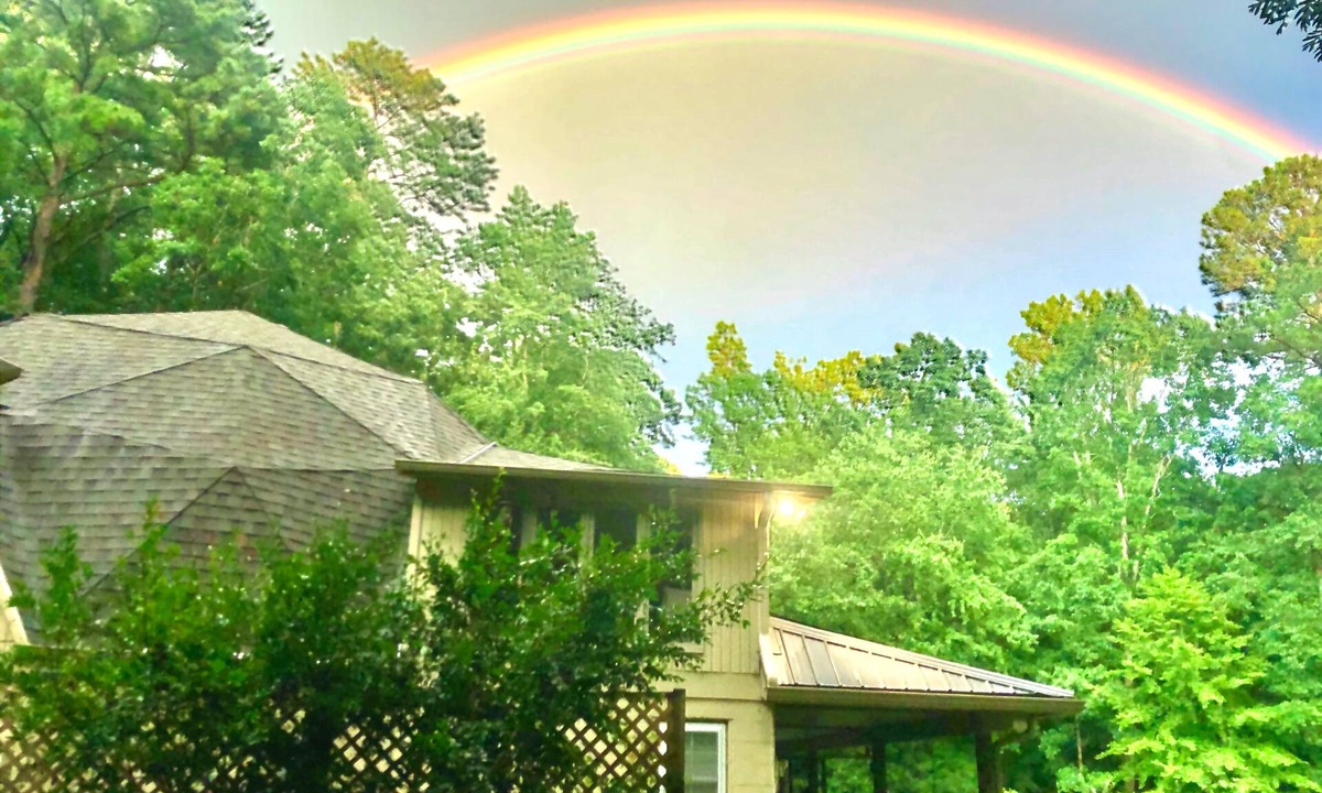 Dutchman Downs House | Geodesic Dome +8 private acre Streamlined-Woodland Homestead + Camping Retreat