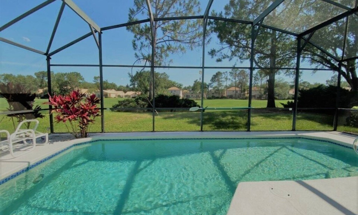 Haines City Villa | Golf View - Private Pool - Lanai - WiFi - Southern Dunes