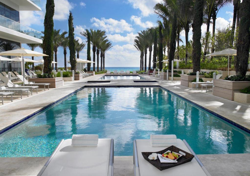 Surfside Hotel | Grand Beach Hotel Surfside