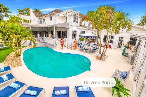 Old Northwood House | Grand Residence Heated Pool Beach Proximity Emerald Key RESlDENCES
