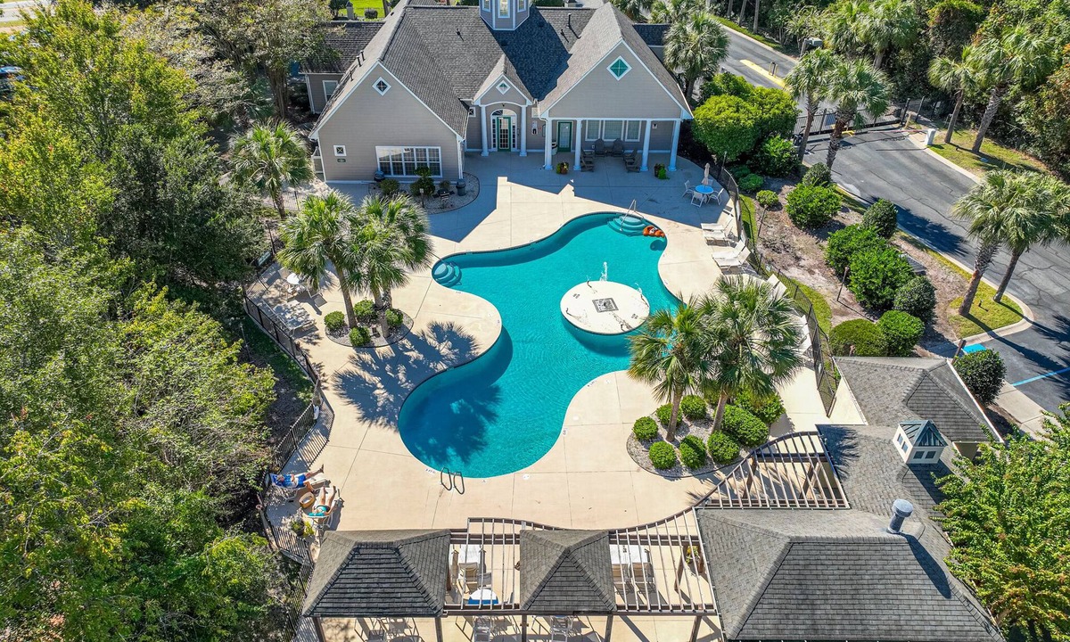 Vaught Condo | Great Location minutes from Golfing & the Beach!