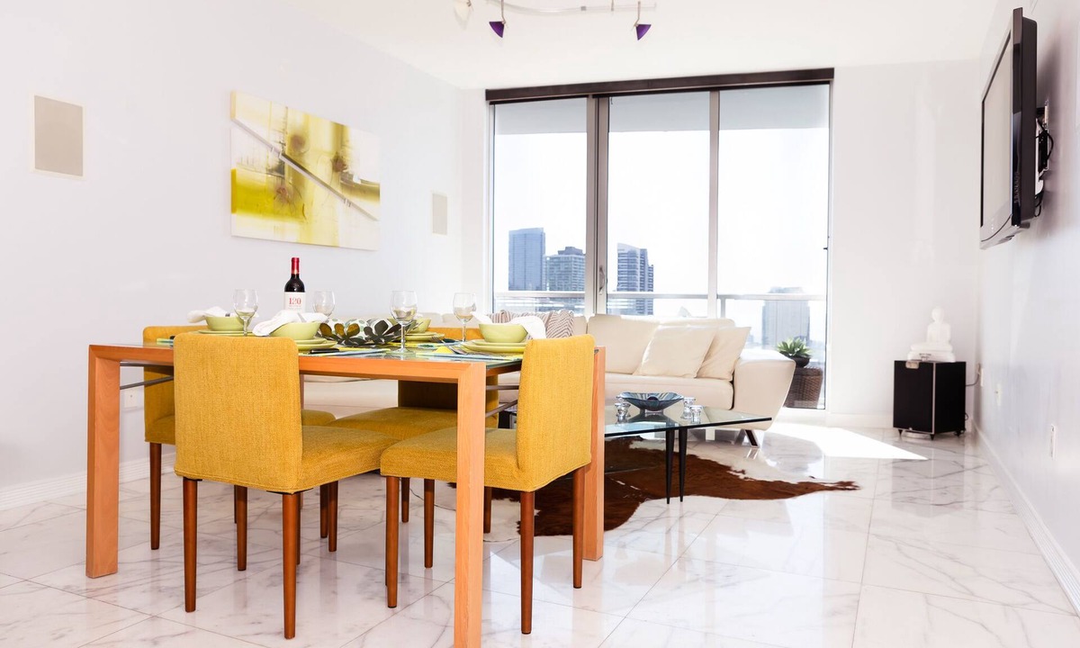 Downtown Miami Condo | Great Value! All Inclusive Monthly Rental-On the Water! Residential Building.
