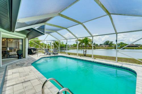 Charlotte County House | Group Getaway: Luxe Lakeside Gem in Port Charlotte