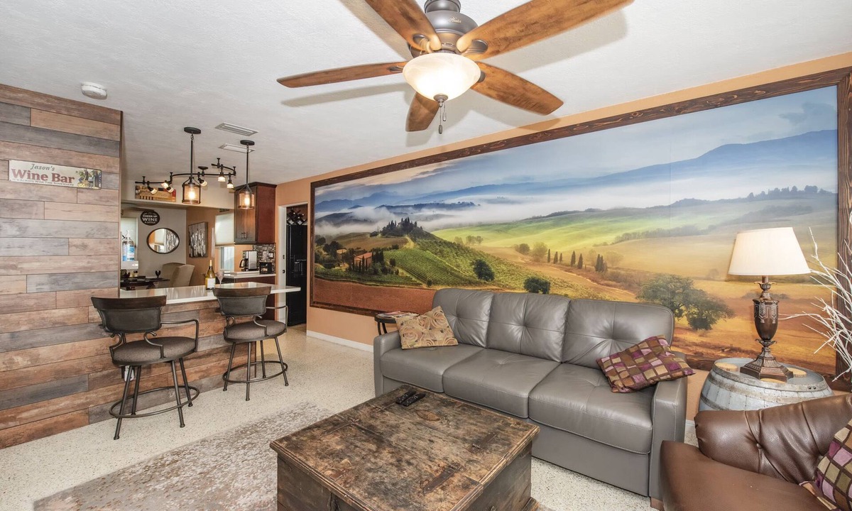 Gulfport House | Gulfport Beach Vacation Rental, 2 Bedroom WINE CELLAR THEMED, 5 Star Beach House