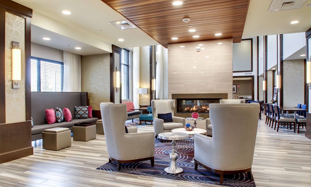 Greenville - Spartanburg Hotel | Hampton Inn & Suites Greenville Airport, SC