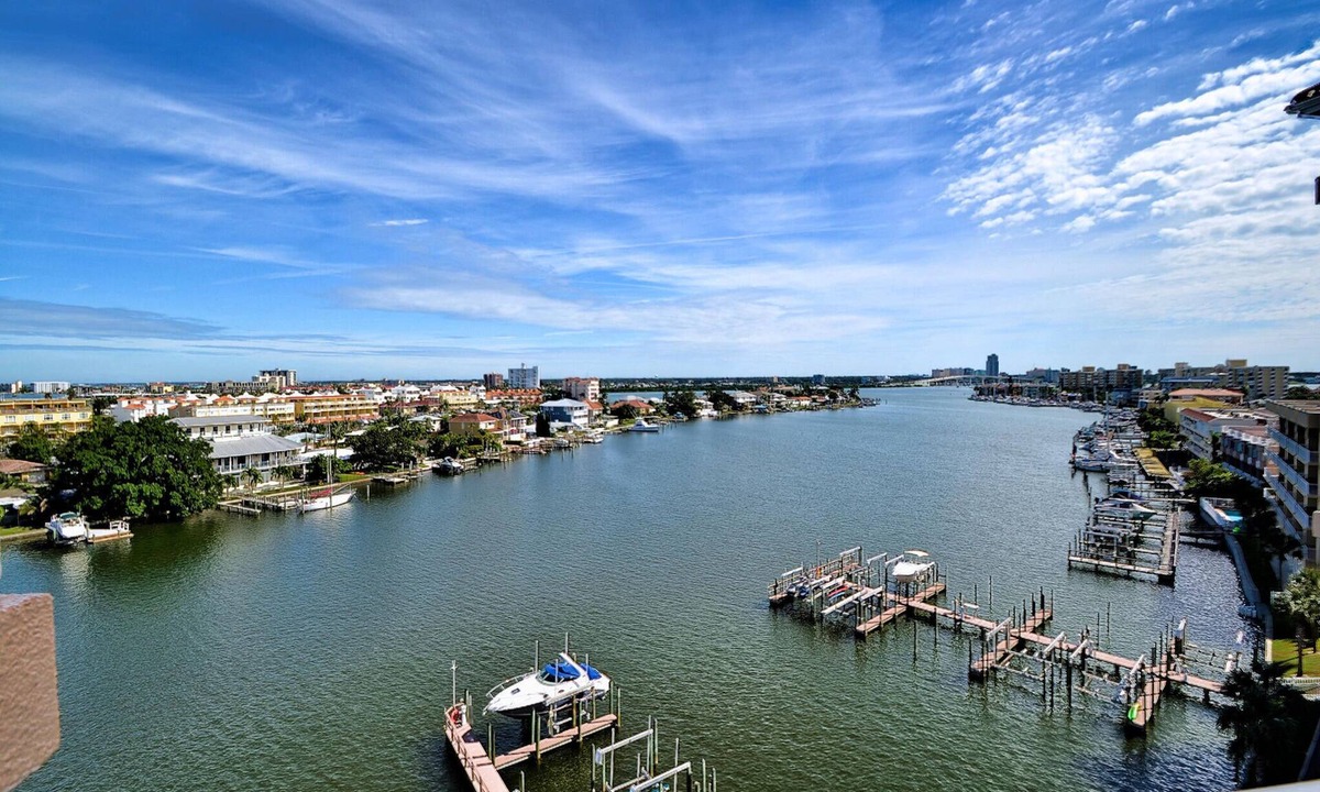 Clearwater Beach Condo | Harborview Grande 700 Waterfront Condo