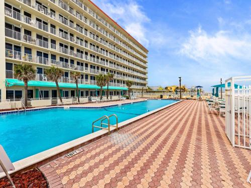 Lenox Park Apartment | Harbour Beach Resort 205