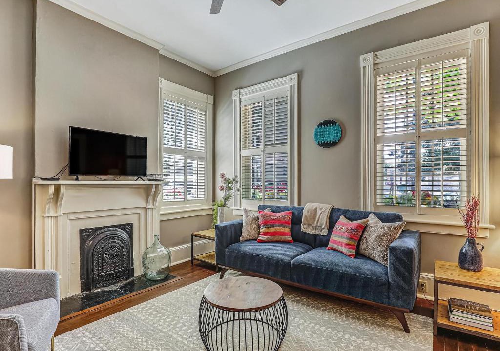 Historic Downtown Savannah House | Hawkins House