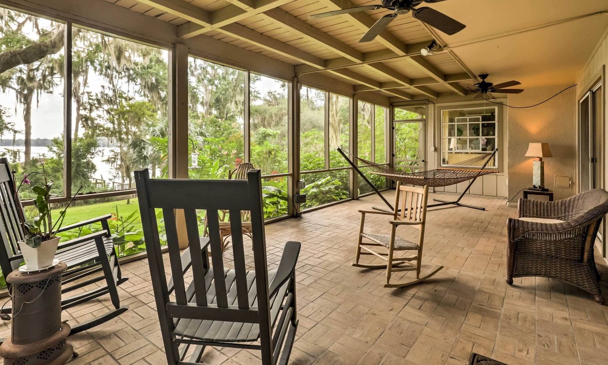 Hawthorne Apartment | Hawthorne Apartment w/ Boat House + Kayak!