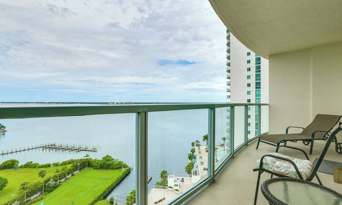 Edgewood Condo | Heated Pool Access! Waterfront Fort Myers Condo