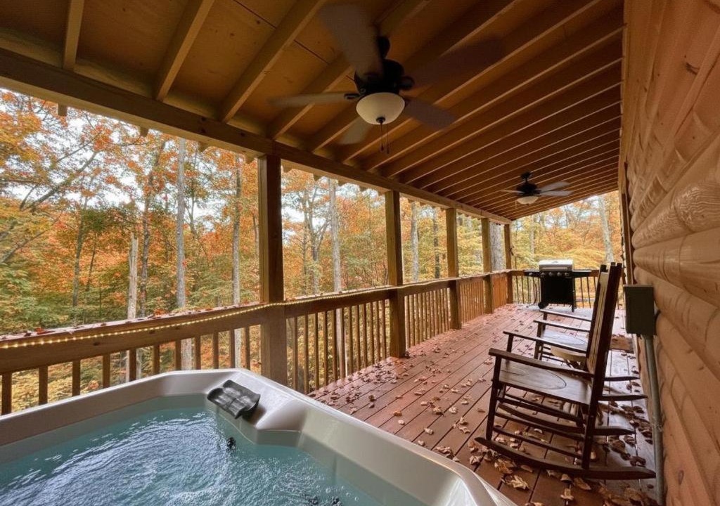Murphy Ski Chalet | Hikers Hideaway Cabin, Hot Tub, Fireplace, Nature, Pets