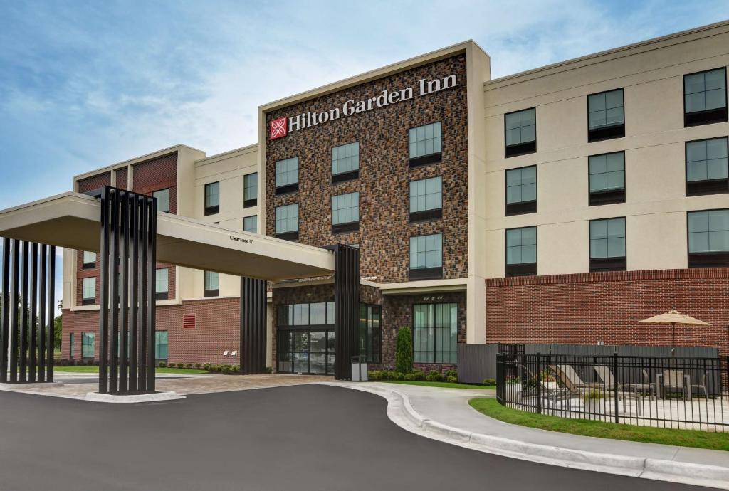 Madison Hotel | Hilton Garden Inn Madison Huntsville Airport