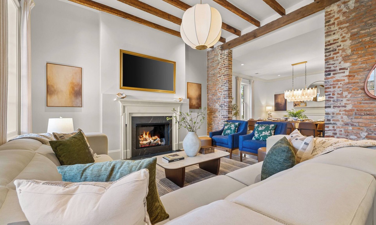 Germantown House | Historic Luxe Retreat Sauna/Cold Plunge/Hot Tub/Walkable