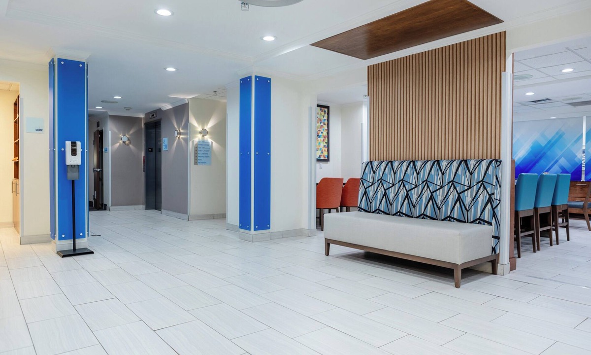 Germantown Hotel | Holiday Inn Express Hotel & Suites Memphis/Germantown by IHG