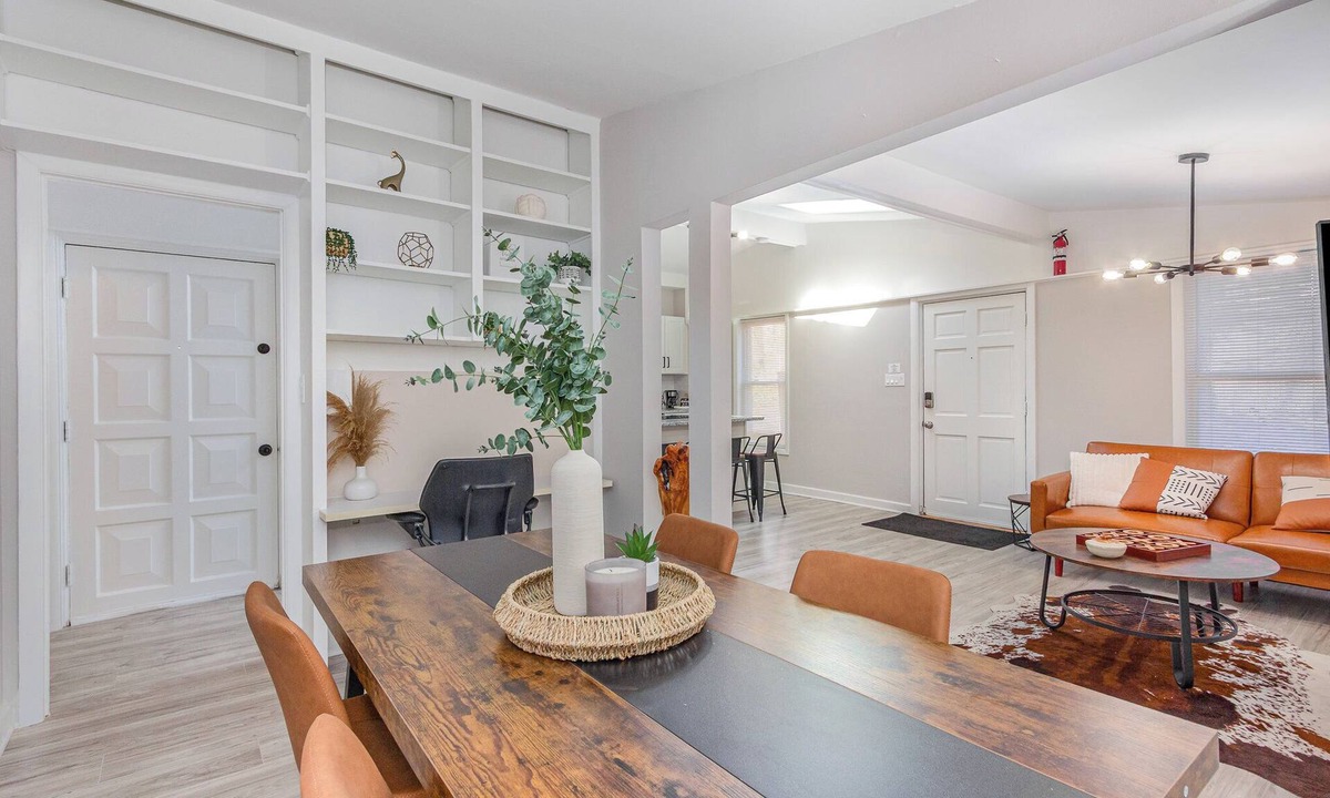 Durham House | Home in Durham 2 mins from Duke University Campus