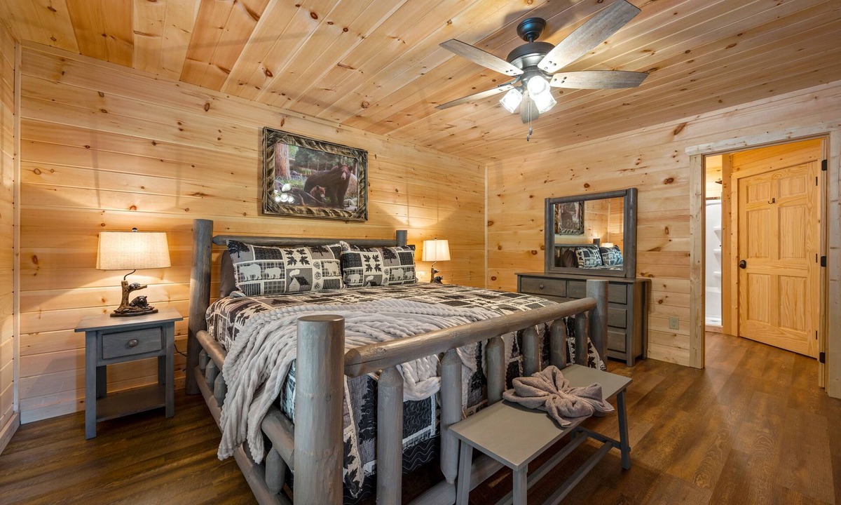 Sevierville Cabin | Hot Tub, Game Room, Dogs Welcome, 3 King Beds