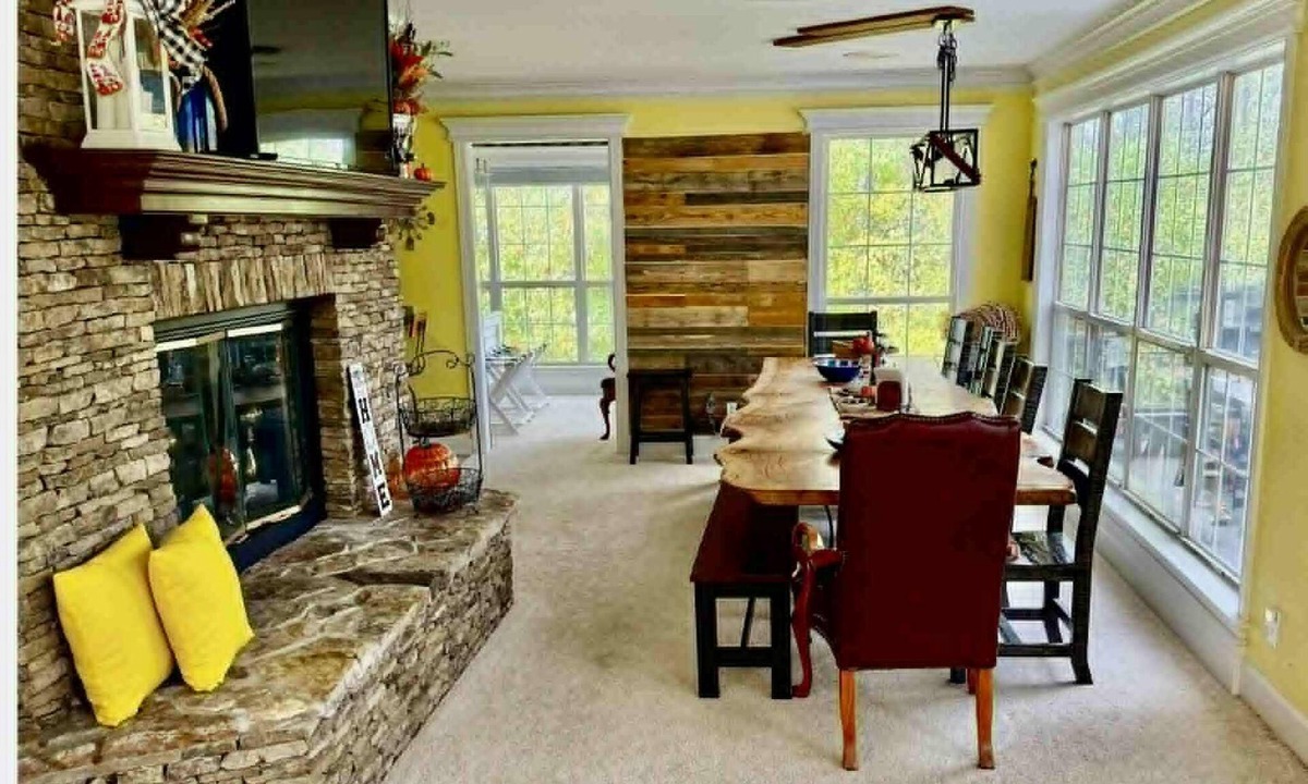 Smithville House | HotTUB+Sauna, Arcade, FREE Kayaks+ Lake Access | BEACHY Area Ramp | Sleeps 17+