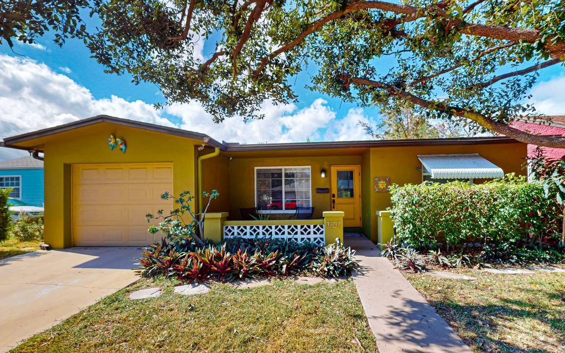 Parrot Cove House | House ∙ 3 bedrooms ∙ 6 guests