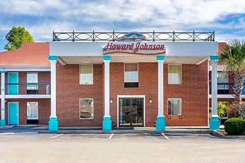 Aiken Hotel | Howard Johnson by Wyndham Aiken