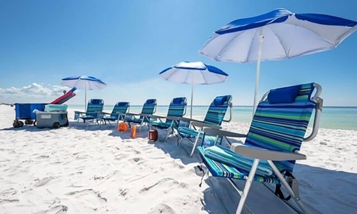 Crystal Shores House | Huge Discounts Oct-Dec Dogs ok Golf Cart/Bikes