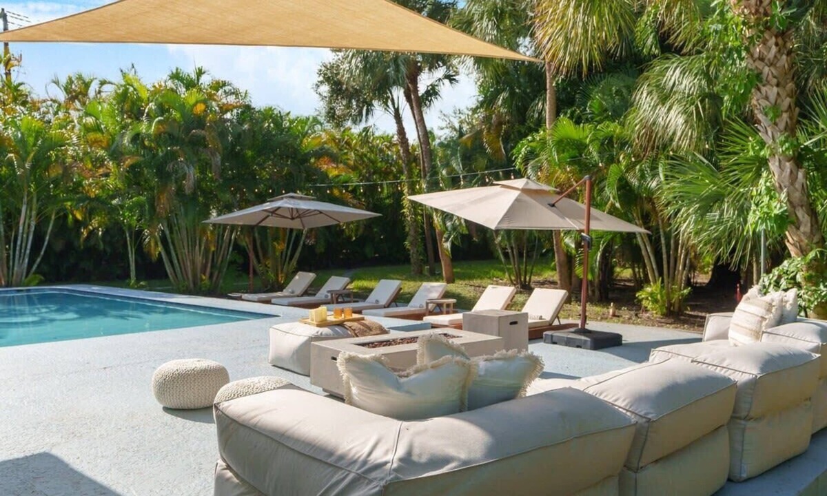 Edgewood Villa | Huge Heated Pool Villa w/Gameroom