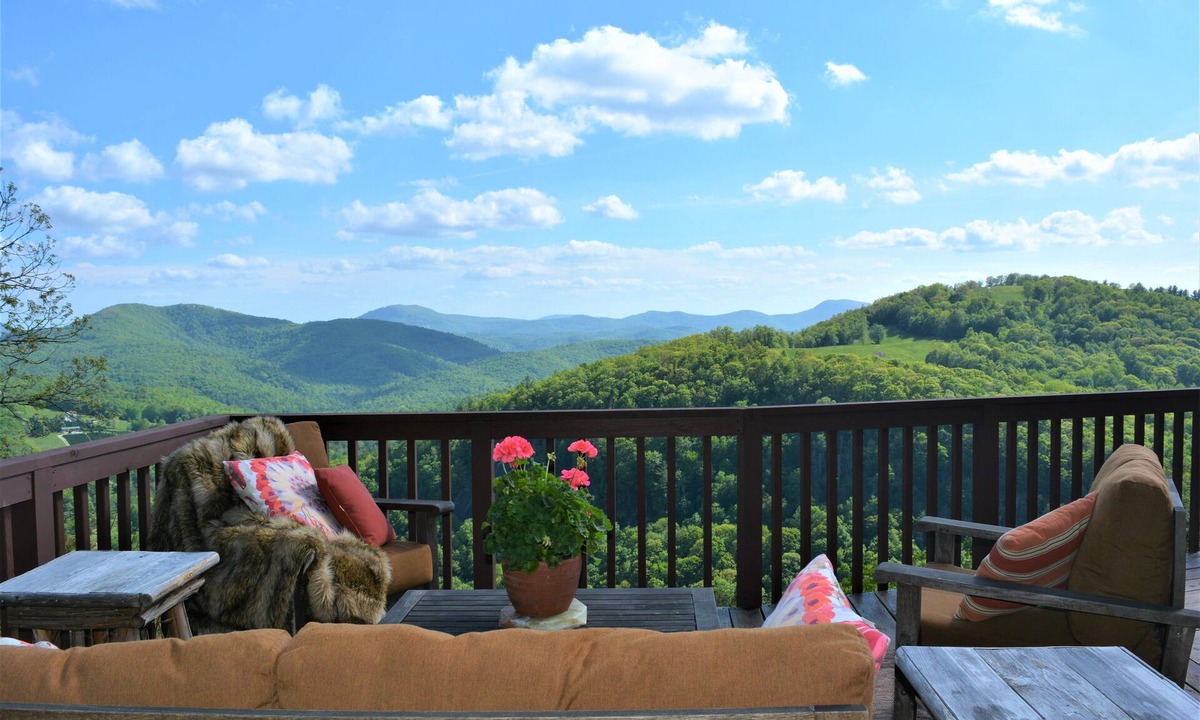 Glenville Cabin | I stood on the deck in complete awe of the view. tears streaming down my face.
