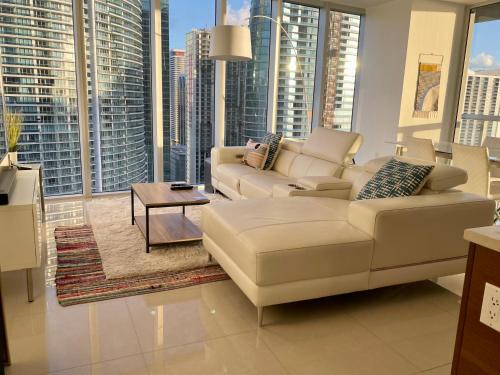 Downtown Miami Apartment | IconBrickell Tower 3 W Residences