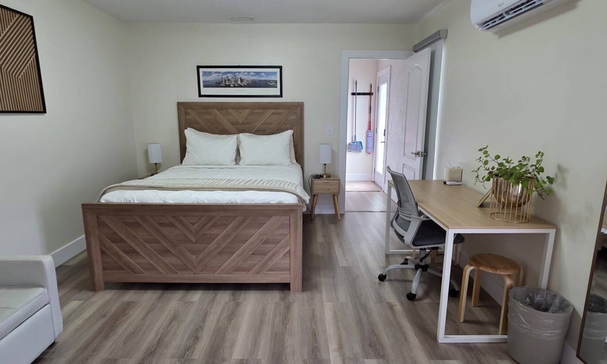 Florida Central Atlantic Coast Apartment | Independent private space. Perfect location!