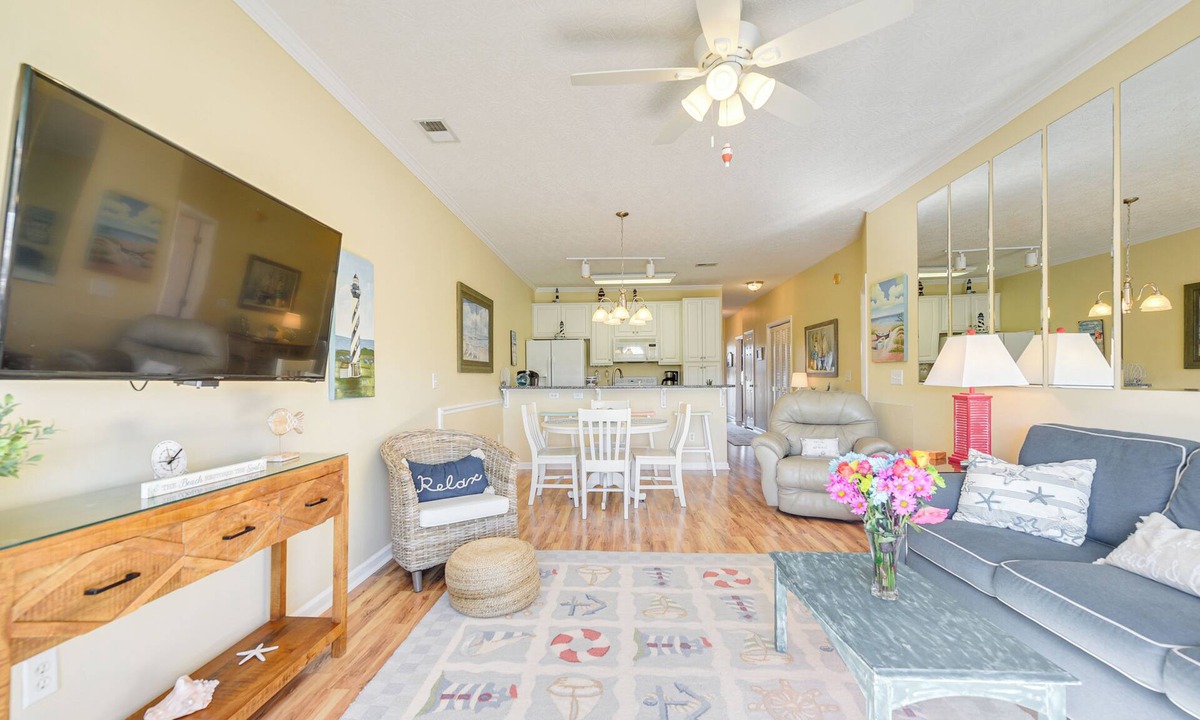 Carolina Yacht Landing Condo | Intracoastal Waterway View: Little River Retreat!