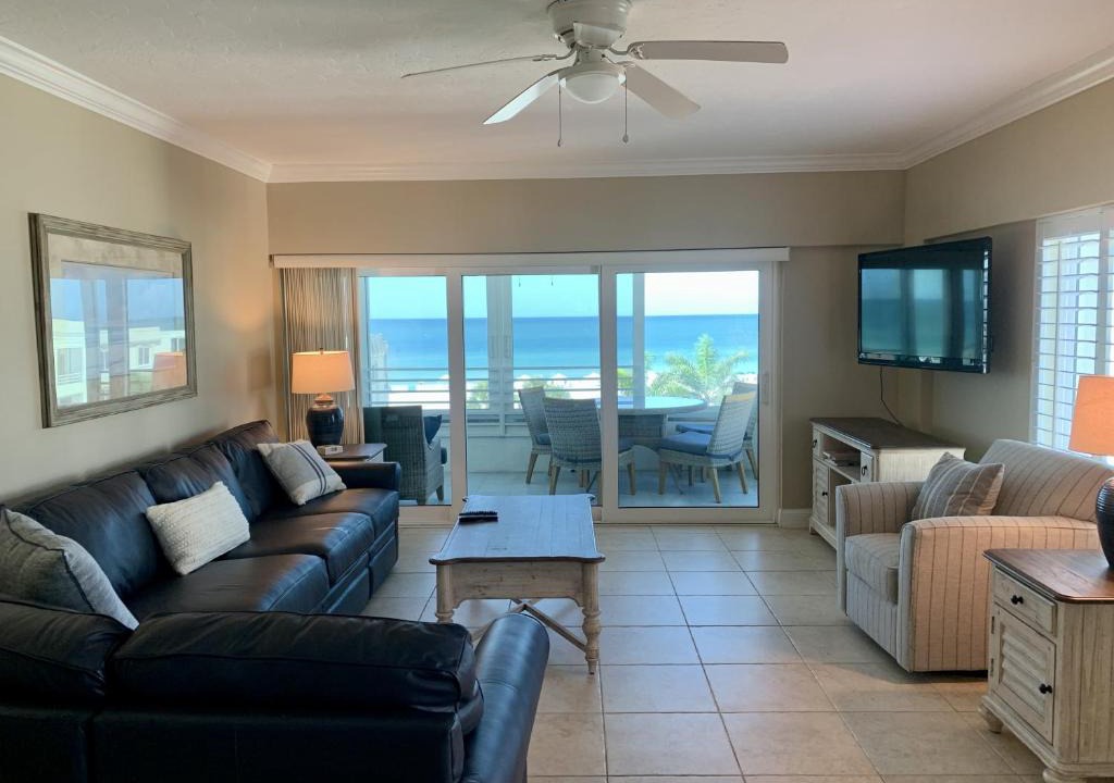 Siesta Key Apartment | Island House Beach Resort 17S