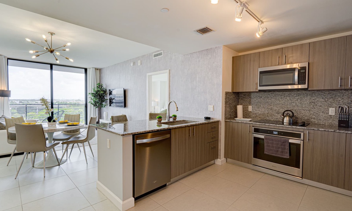 Doral Apartment | JC811 Downtown Doral 1 Bed & 1 Bath