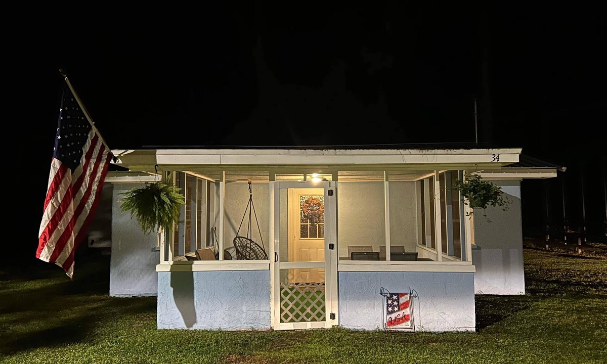 Panacea Cabin | Johnny’s Fishing Cabinn