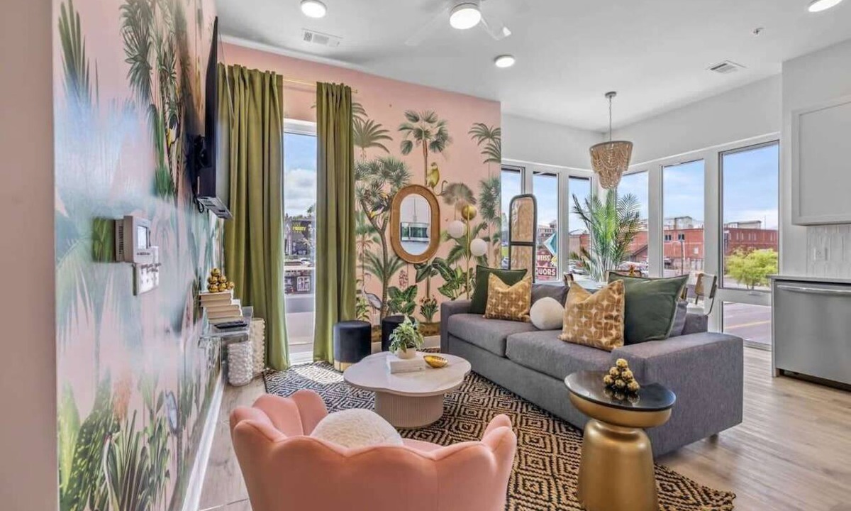 East Nashville Condo | Jolene · Five Points 1BR · Dolly Design · Sleeps 6