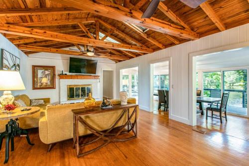 Flat Rock House | Jordan Cottage