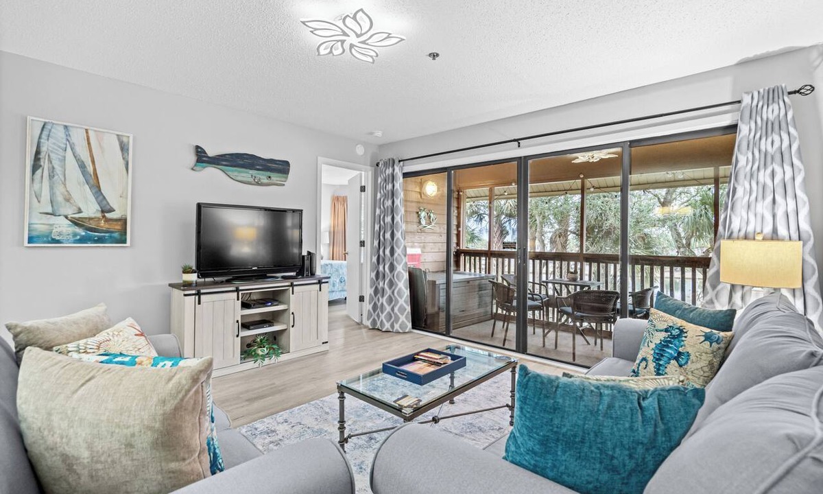 Arcadian Shores Condo | Kingston Laurel 210 2nd floor Elevator,Pool,Beach