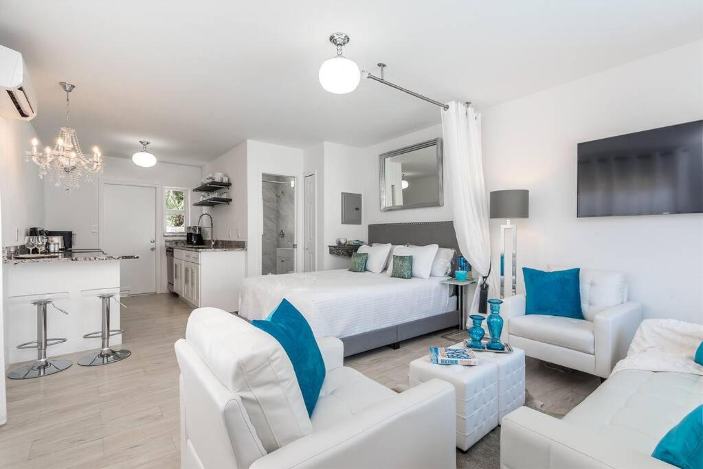 Delray Beach Apartment | La Vida Delray #3-Lux w/HEATED pool-BEST LOCATION!