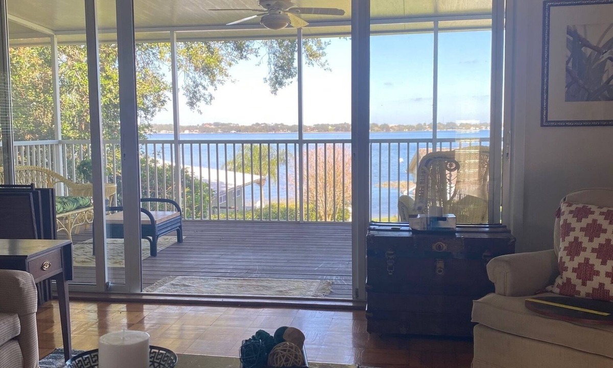Crooked Lake House | Lake House in Central Florida on beautiful Crooked Lake in Babson Park FL.