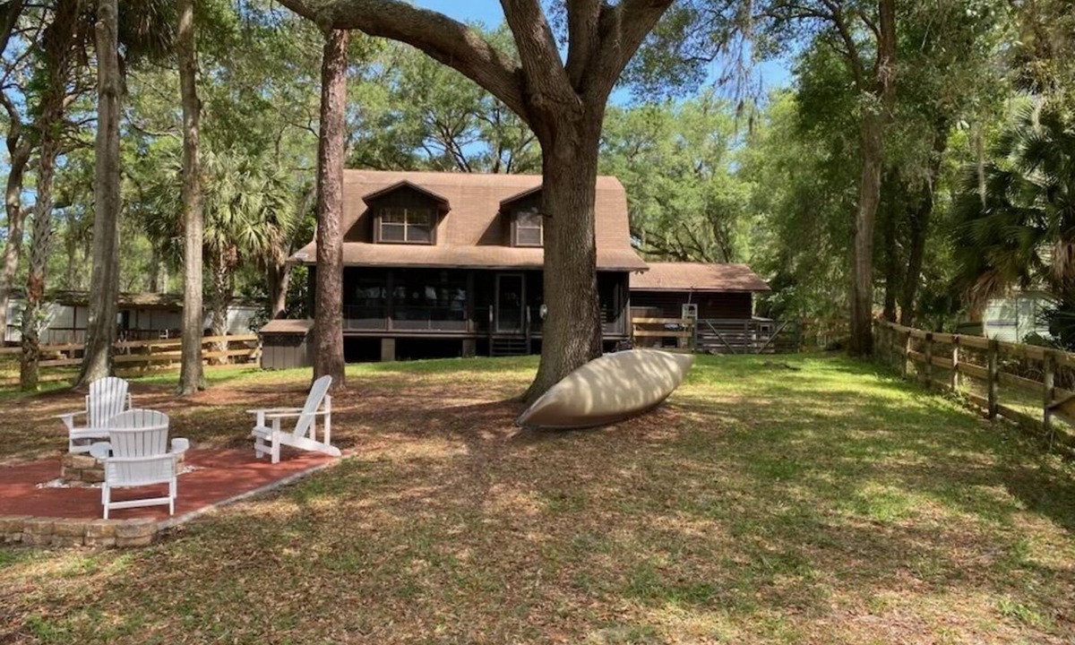 Lakefront Silver Springs | Silver Springs