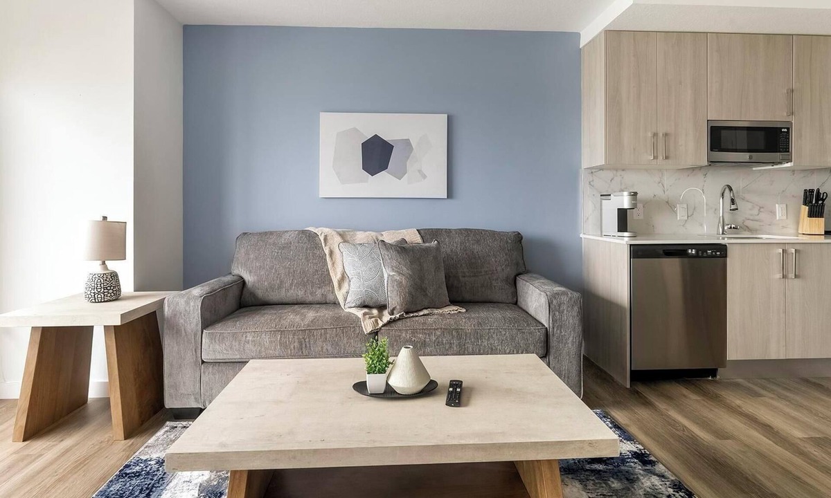 Overtown Apartment | Landing | Beautiful 1BD, Pool