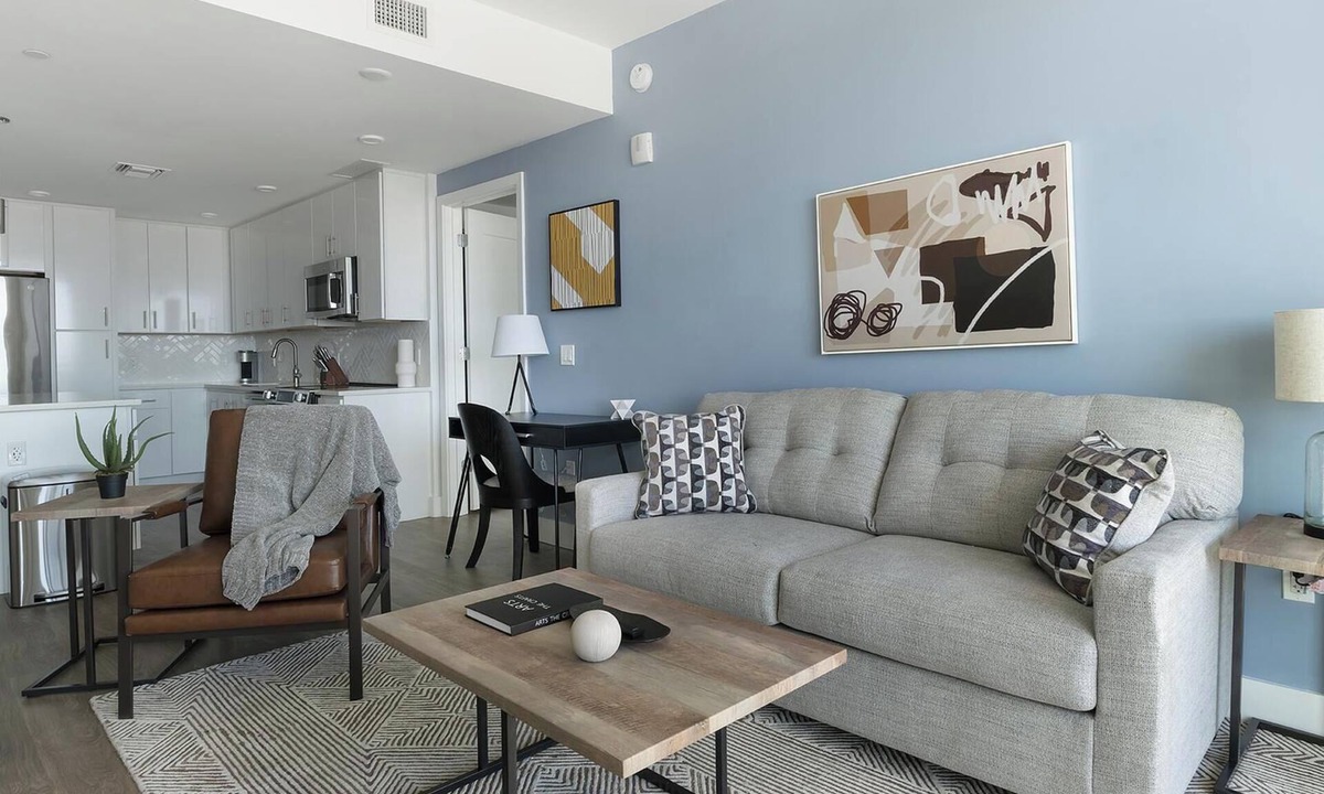 East Naples Apartment | Landing | Beautiful 2BD, Pool